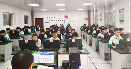 遼寧省本溪市信息技術(shù)中招考試5月10日圓滿結(jié)束